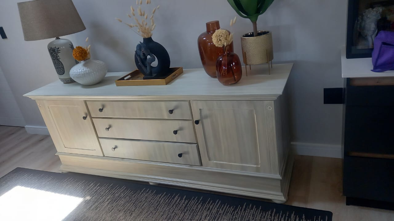 Angled view showing architectural details and modern hardware